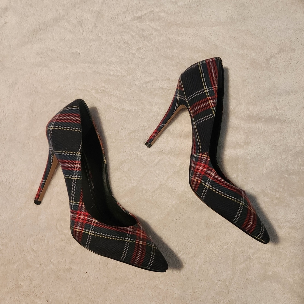 Charles by Charles David Plaid Pumps